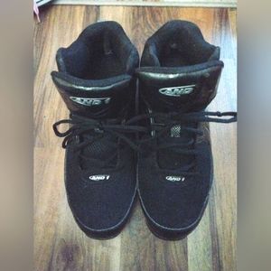 And 1 Men's Athletic Shoes size 10